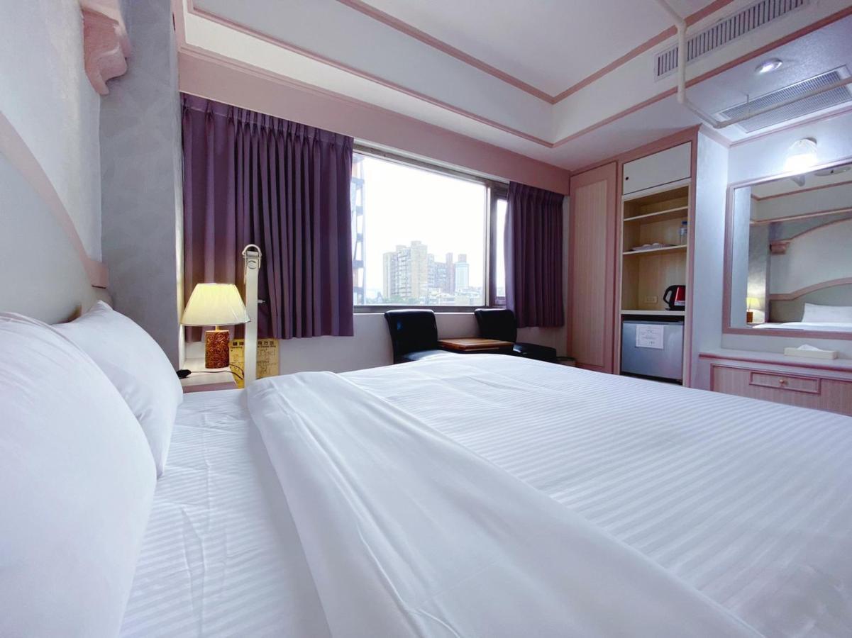 Chrysler Hotel ไทเป ภายนอก รูปภาพ